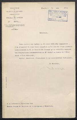 Dossier concernant quatre portraits, dont le portrait de l'avocat Thielens par Lens, offerts en d...