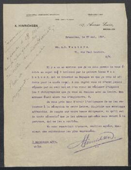 Dossier concernant des tableaux donnés à Lucas van Schoor. Demande de Mr A. Hinrichsen de renvoye...