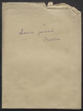Dossier concernant le renvoi d’un pince nez oublié au musée par Léon Jacoub (Allemagne, Berlin).