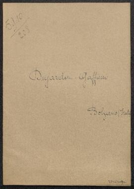 Dossier concernant une horloge surmonrtée d'un bronze représentant un Couple manoeuvrant une barq...